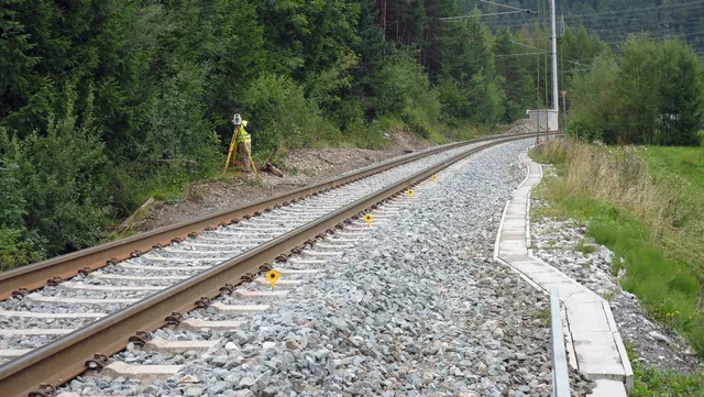Vancouver+Land+Surveyor+Pros+-+RAILWAY+SURVEYS-640w